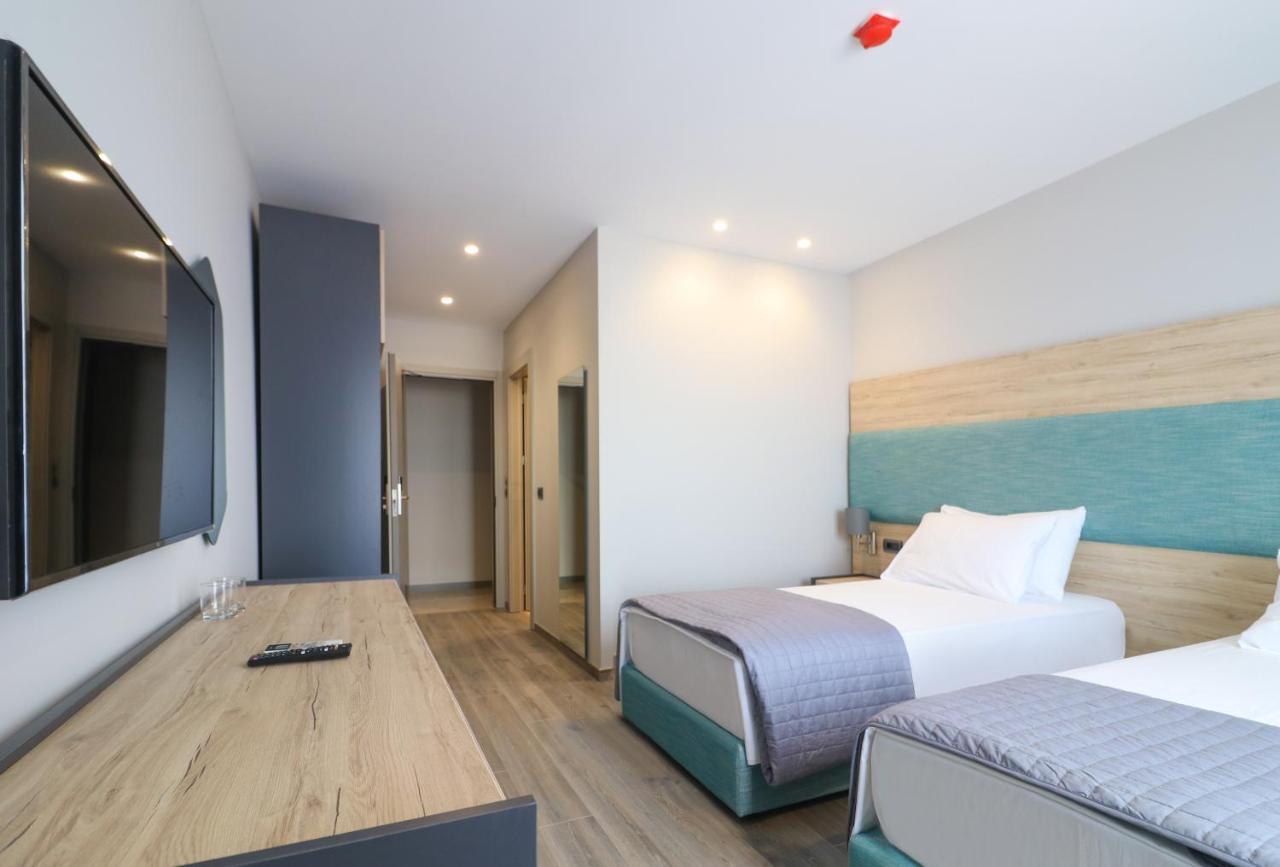 Deluxe Doppel-/Zweibettzimmer mit Meerblick
