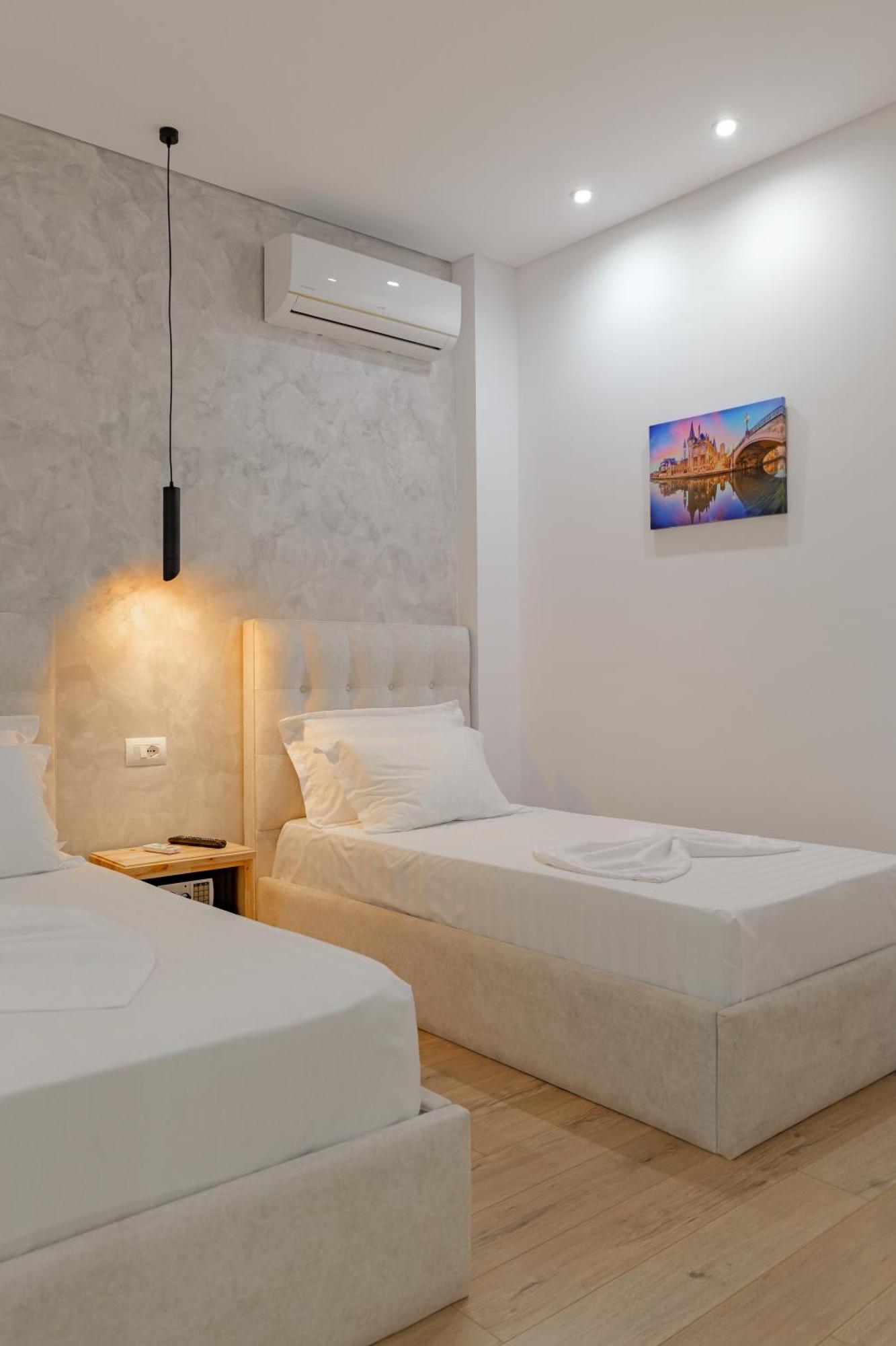 Deluxe Dreibettzimmer